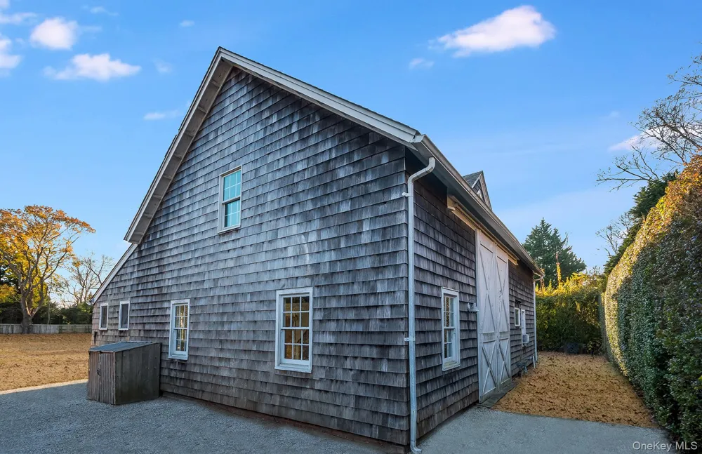 88 Pantigo Road East Hampton, NY 11937