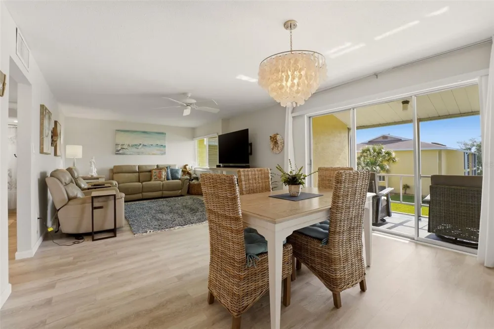 101 LOUELLA LANE #2 Nokomis, FL 34275