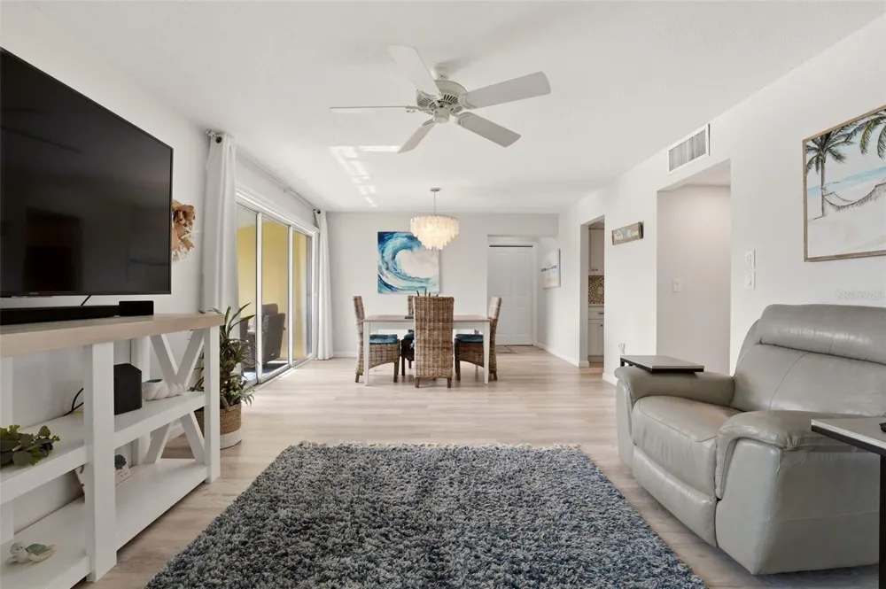 101 LOUELLA LANE #2 Nokomis, FL 34275