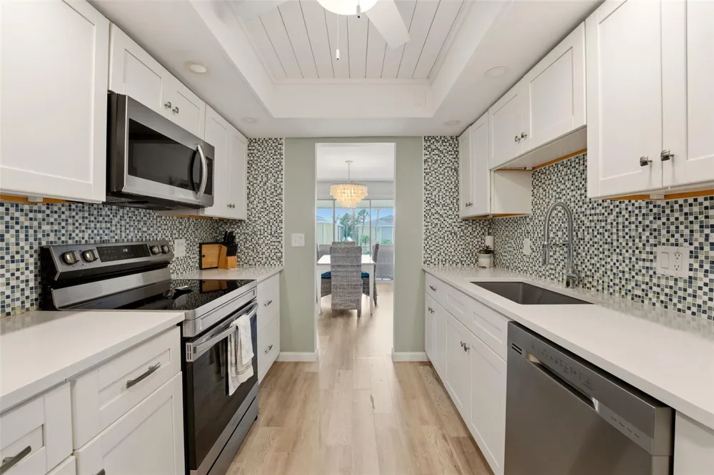 101 LOUELLA LANE #2 Nokomis, FL 34275