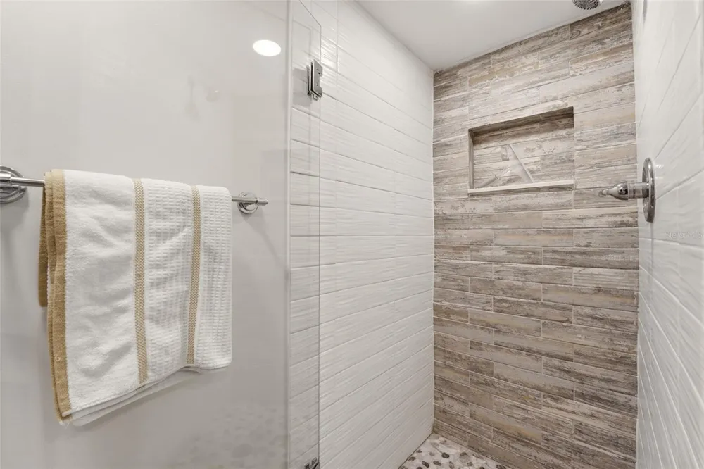 101 LOUELLA LANE #2 Nokomis, FL 34275