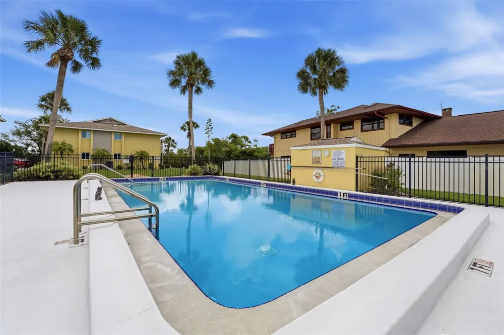 101 LOUELLA LANE #2 Nokomis, FL 34275