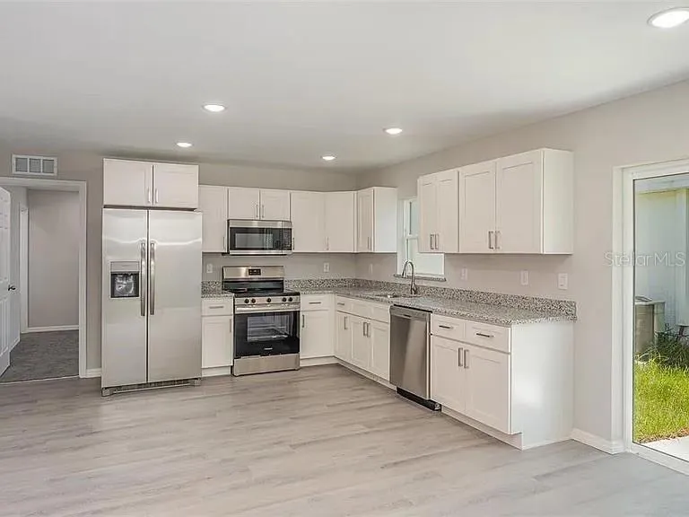 308 AVE P NW Winter Haven, FL 33881