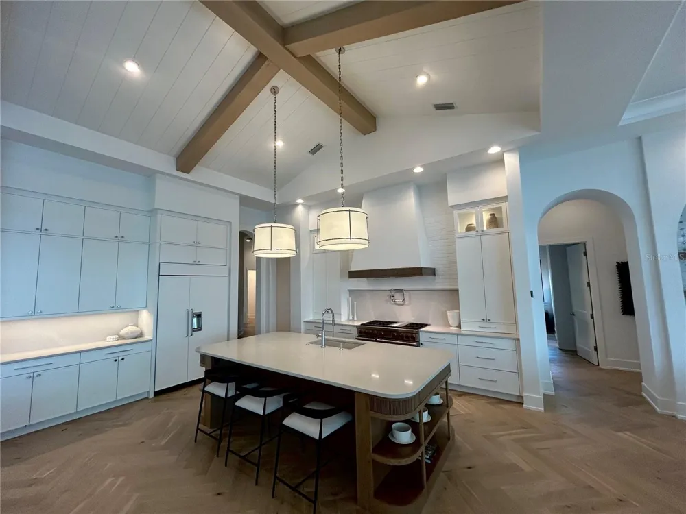 258 CRYSTAL WATERS DRIVE Sarasota, FL 34240
