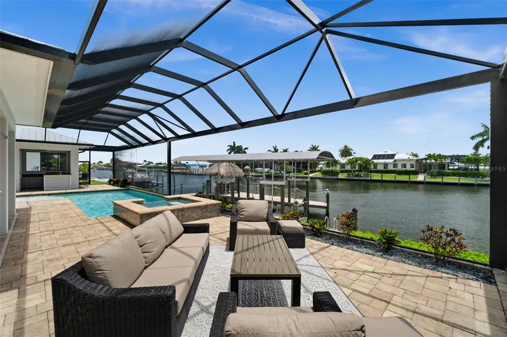 105 SW 52ND STREET Cape Coral, FL 33914