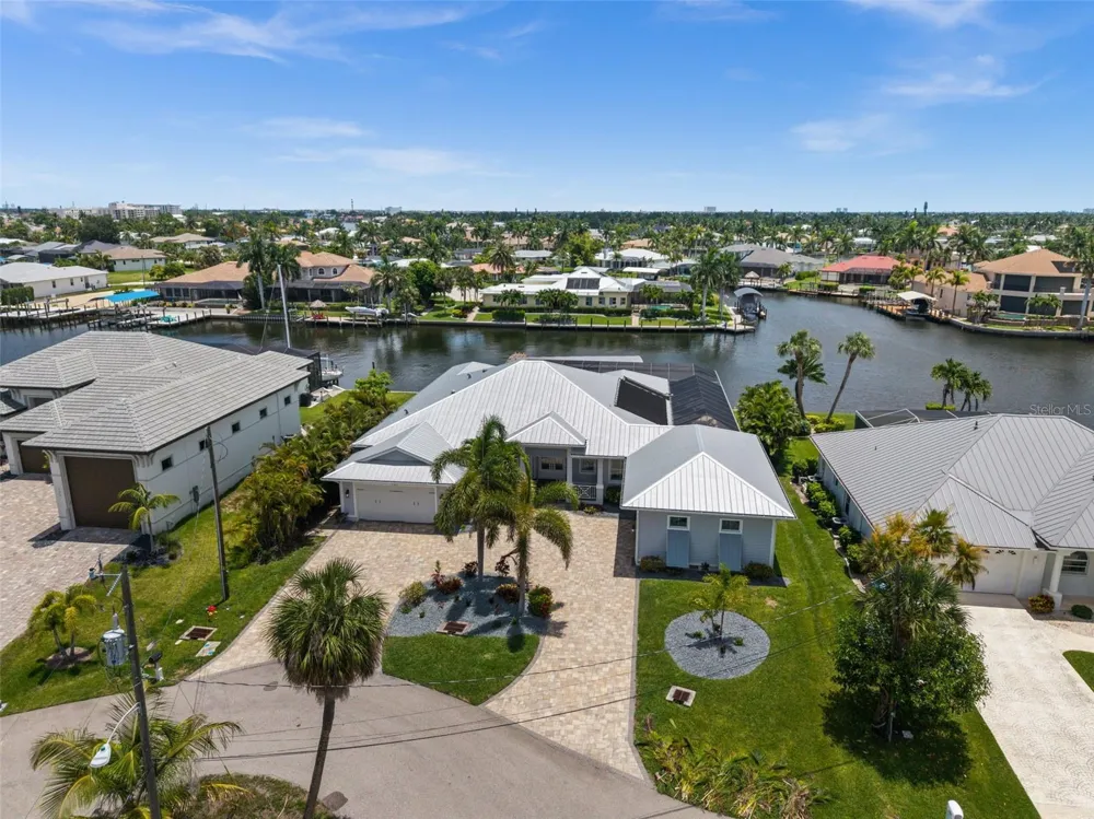 105 SW 52ND STREET Cape Coral, FL 33914