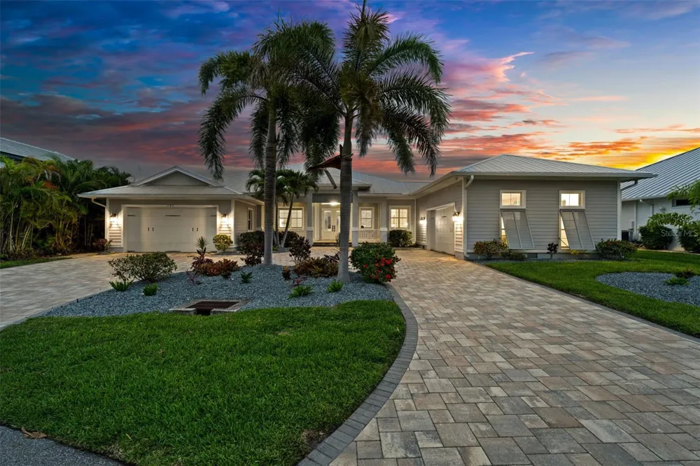 105 SW 52ND STREET Cape Coral, FL 33914