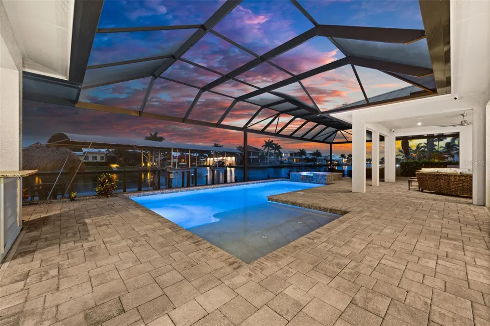 105 SW 52ND STREET Cape Coral, FL 33914