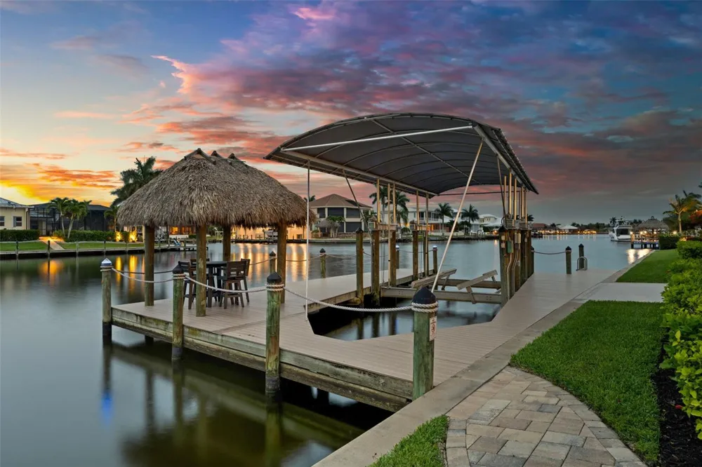 105 SW 52ND STREET Cape Coral, FL 33914