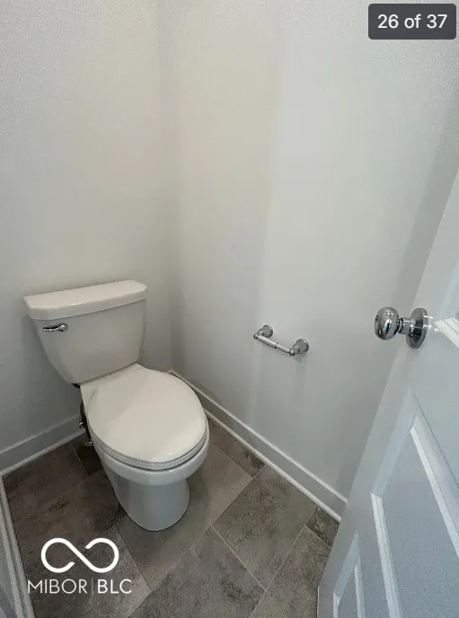 2274 S Stonehill Way New Palestine, IN 46163