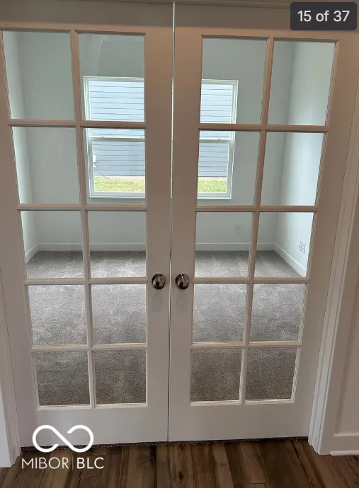 2274 S Stonehill Way New Palestine, IN 46163