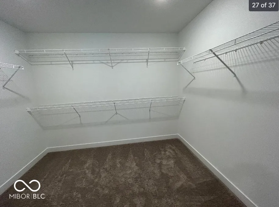 2274 S Stonehill Way New Palestine, IN 46163