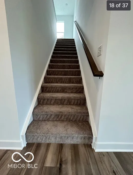 2274 S Stonehill Way New Palestine, IN 46163
