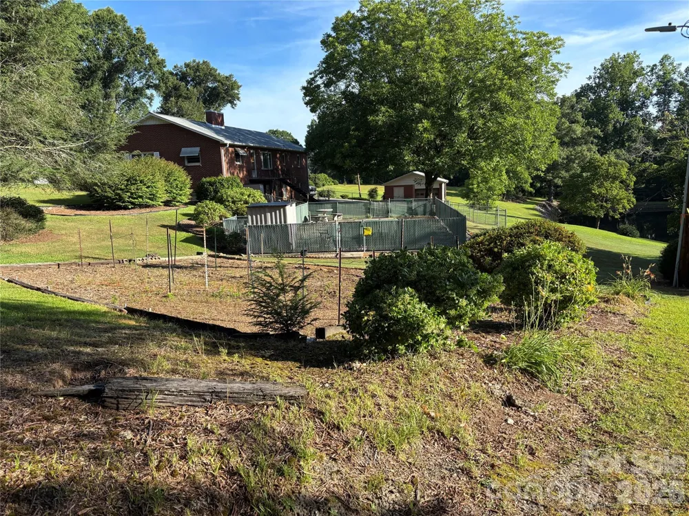 390 Airport Road Taylorsville, NC 28681