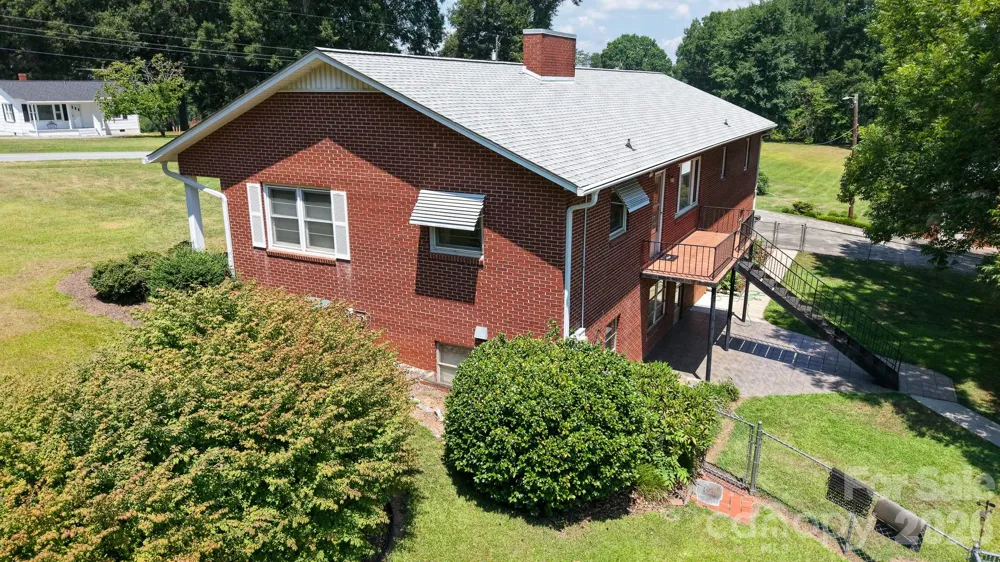 390 Airport Road Taylorsville, NC 28681