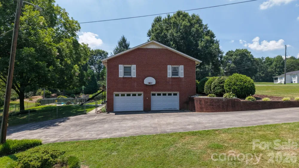 390 Airport Road Taylorsville, NC 28681