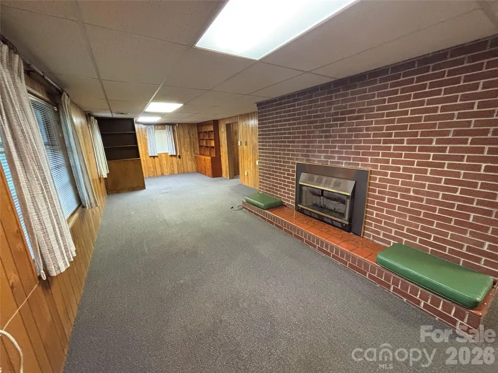 390 Airport Road Taylorsville, NC 28681