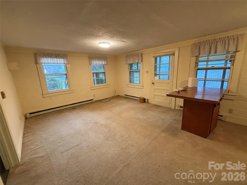 390 Airport Road Taylorsville, NC 28681