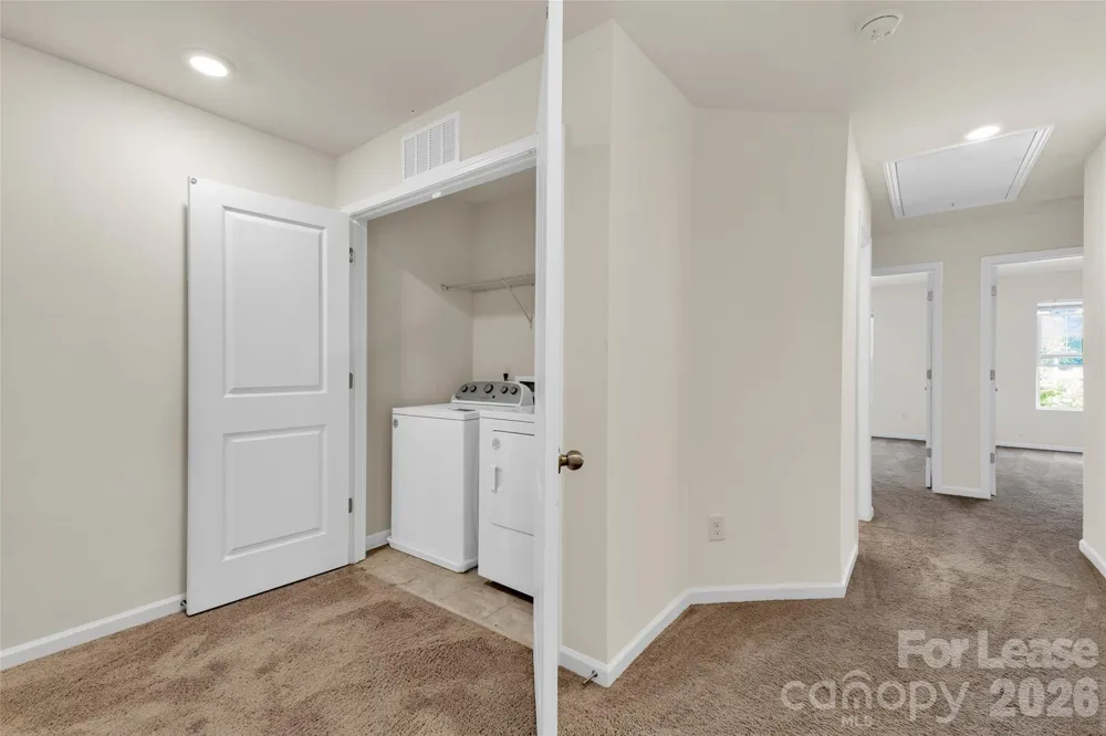 260 Abington Street Matthews, NC 28104