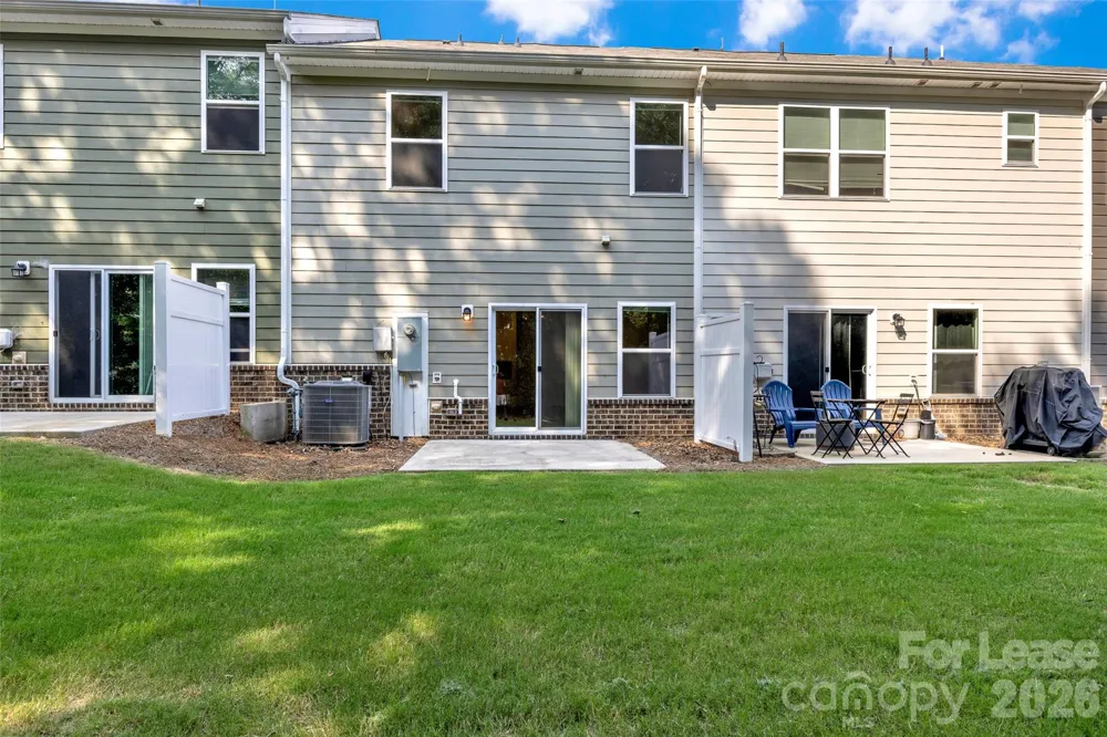 260 Abington Street Matthews, NC 28104