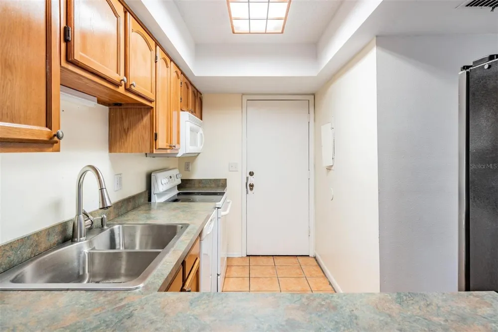 2936 LICHEN LANE #B Clearwater, FL 33760