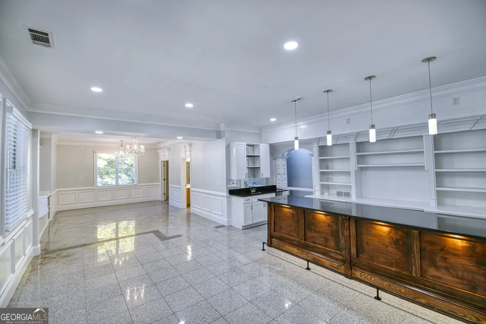 6020 Riverside DR Sandy Springs, GA 30328