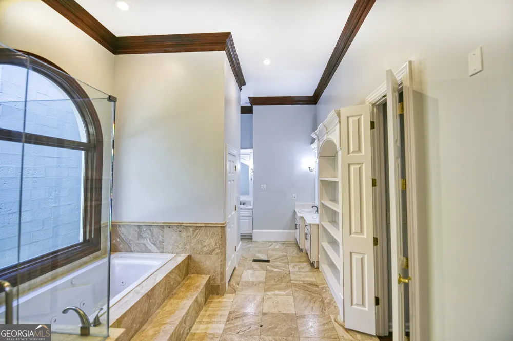 6020 Riverside DR Sandy Springs, GA 30328