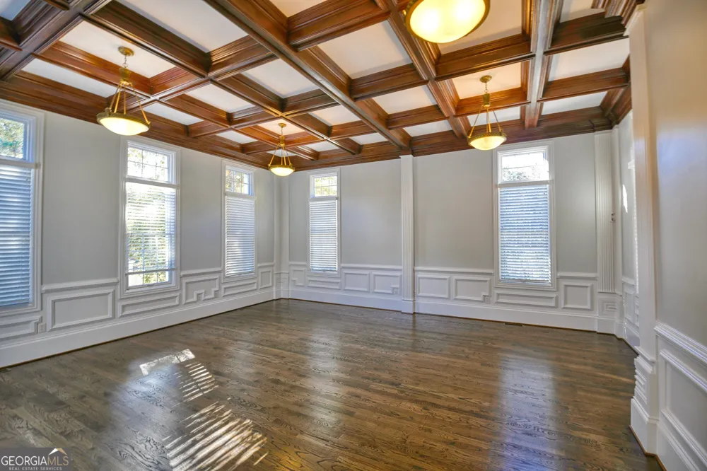 6020 Riverside DR Sandy Springs, GA 30328
