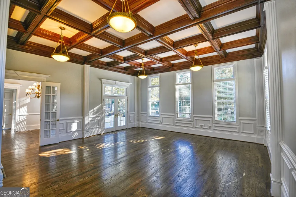 6020 Riverside DR Sandy Springs, GA 30328