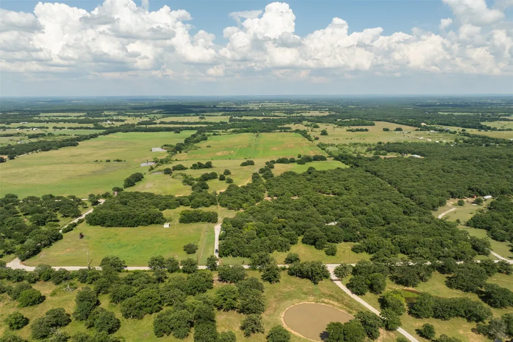 957 CR 1886 Sunset, TX 76270