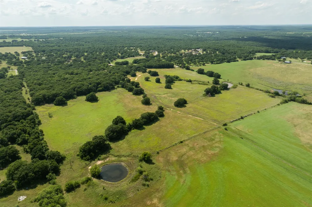 957 CR 1886 Sunset, TX 76270