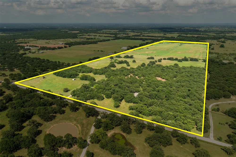 957 CR 1886 Sunset, TX 76270