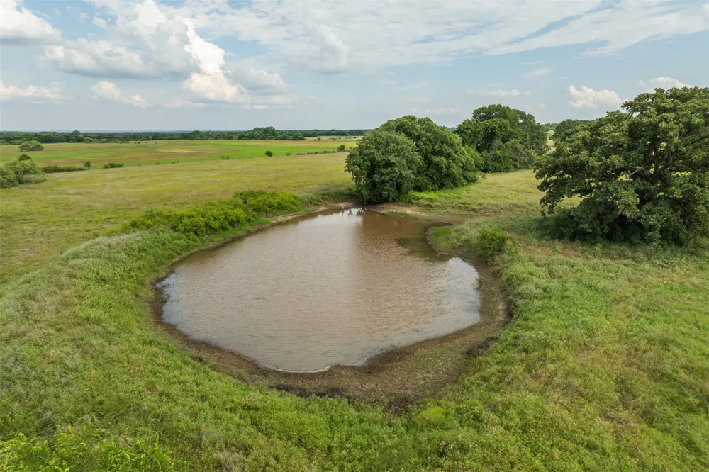 957 CR 1886 Sunset, TX 76270