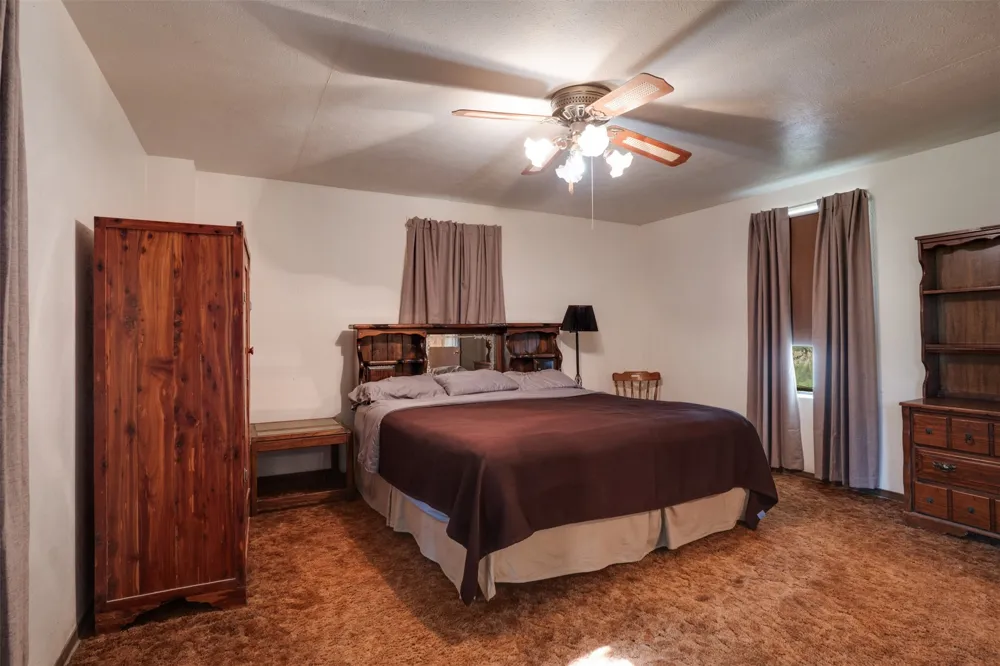 957 CR 1886 Sunset, TX 76270