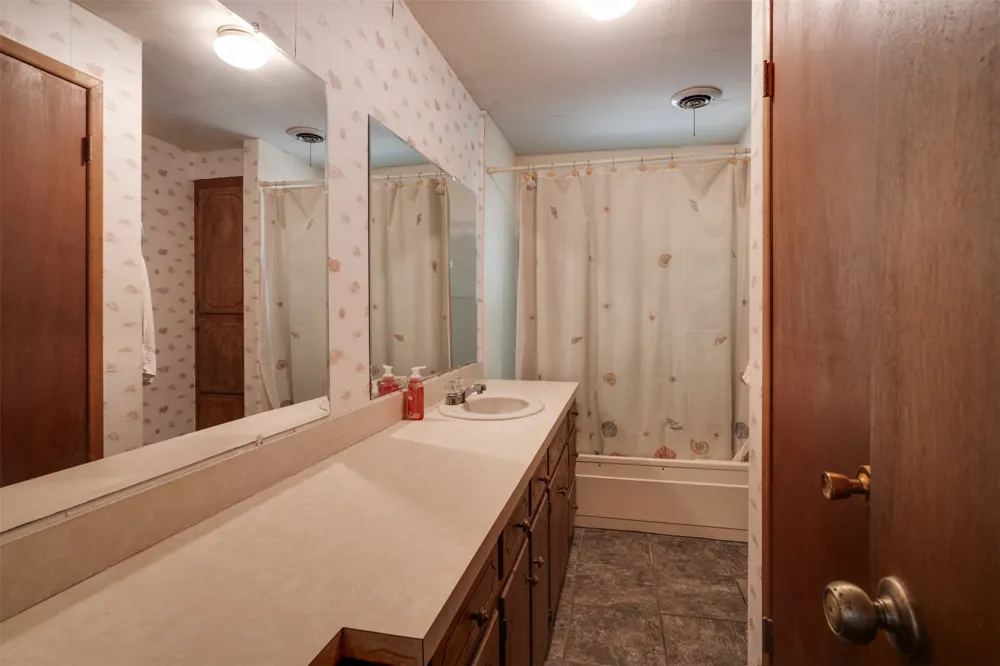 957 CR 1886 Sunset, TX 76270