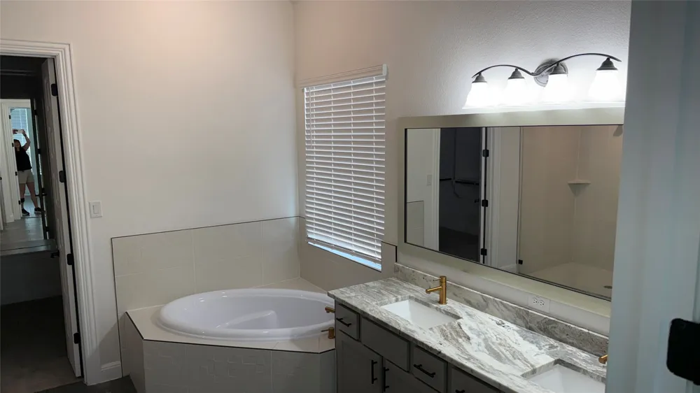 352 Olympic Park Drive Kyle, TX 78640