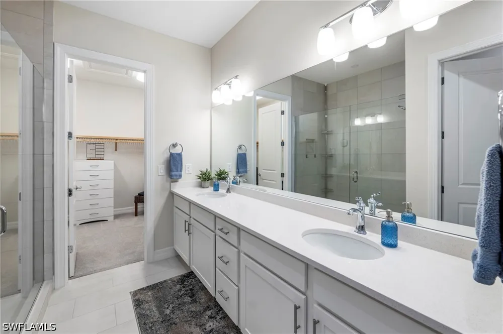 Indies Drive E #201 Naples, FL 34114