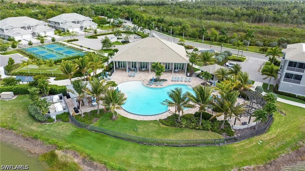 Indies Drive E #201 Naples, FL 34114