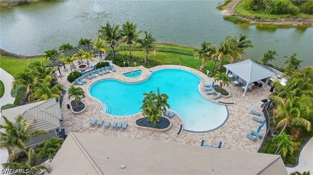 Indies Drive E #201 Naples, FL 34114