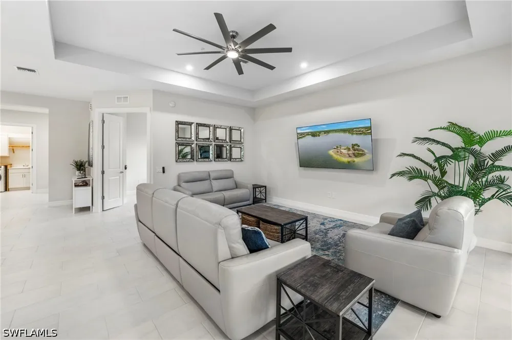 Indies Drive E #201 Naples, FL 34114