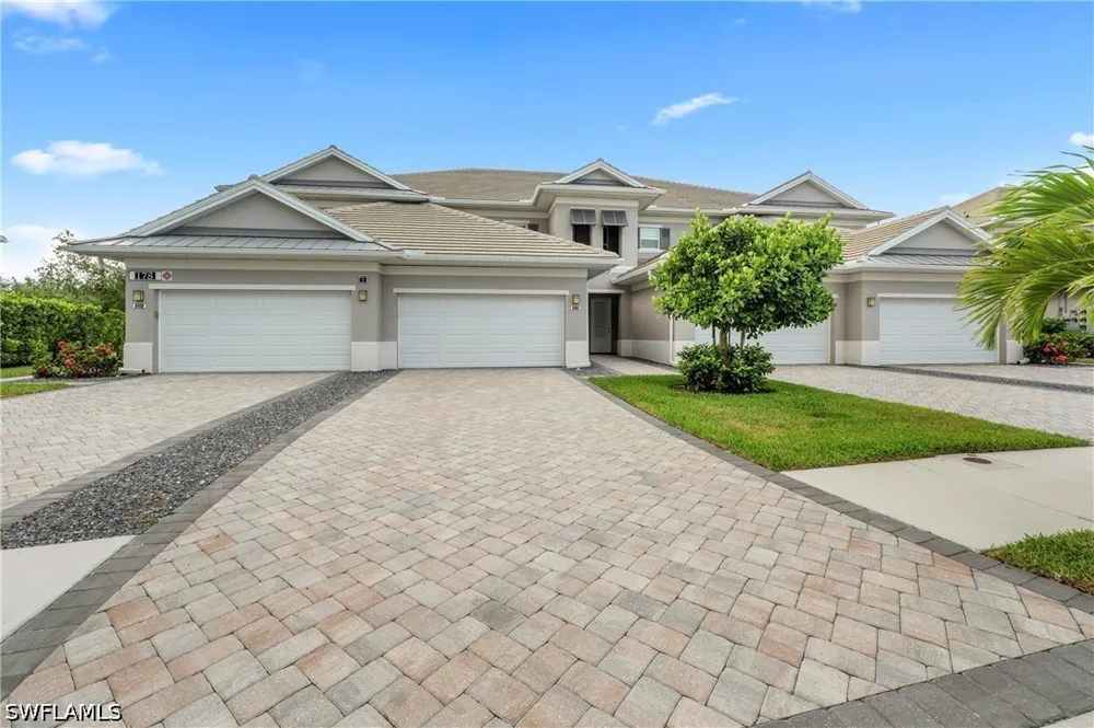 Indies Drive E #201 Naples, FL 34114