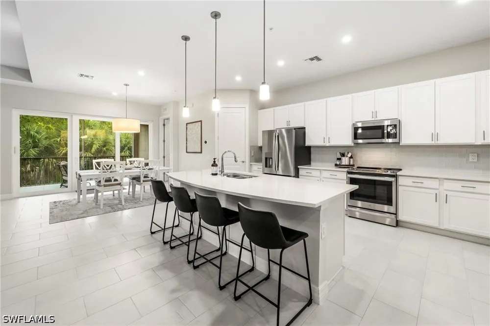 Indies Drive E #201 Naples, FL 34114