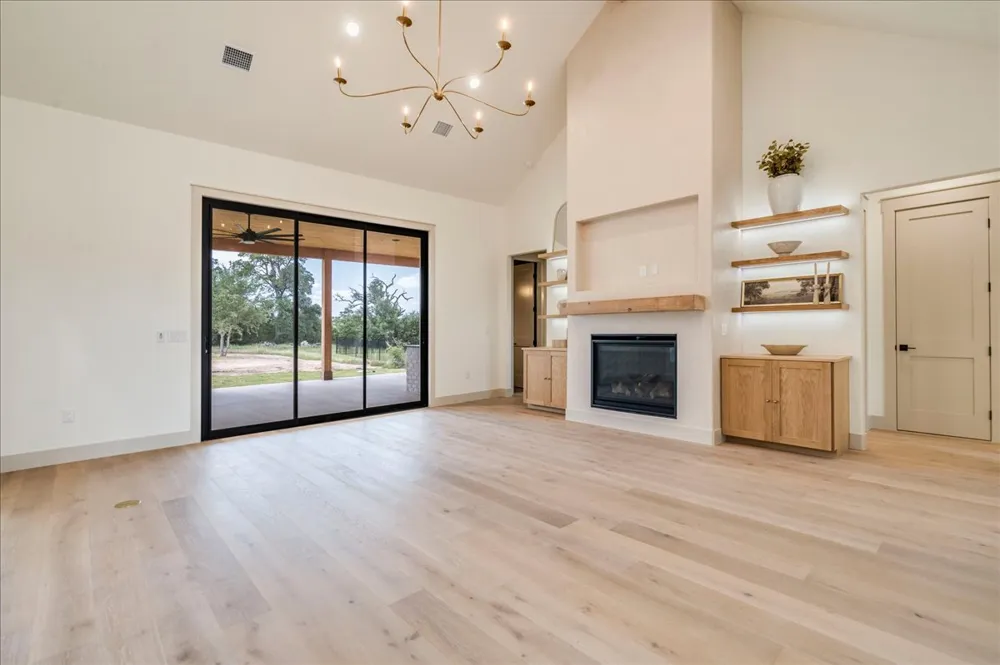 1731 Nature View Loop Driftwood, TX 78619