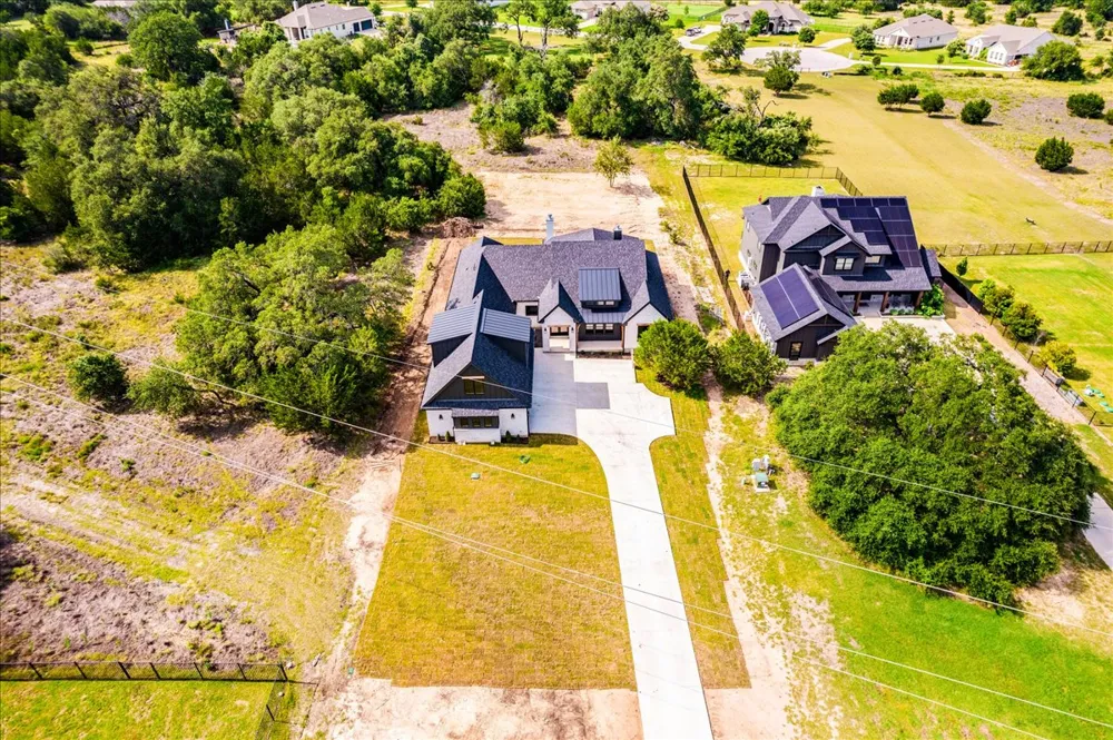 1731 Nature View Loop Driftwood, TX 78619