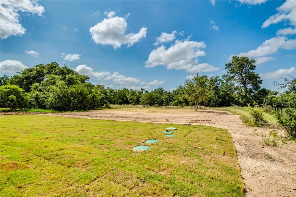 1731 Nature View Loop Driftwood, TX 78619
