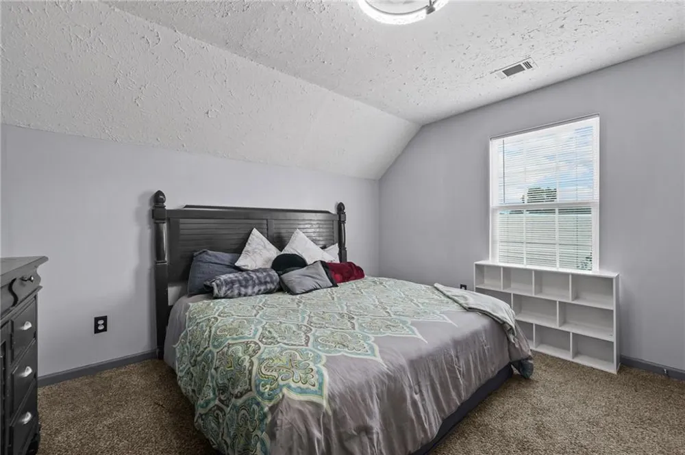 40 Benjamin Point Oxford, GA 30054