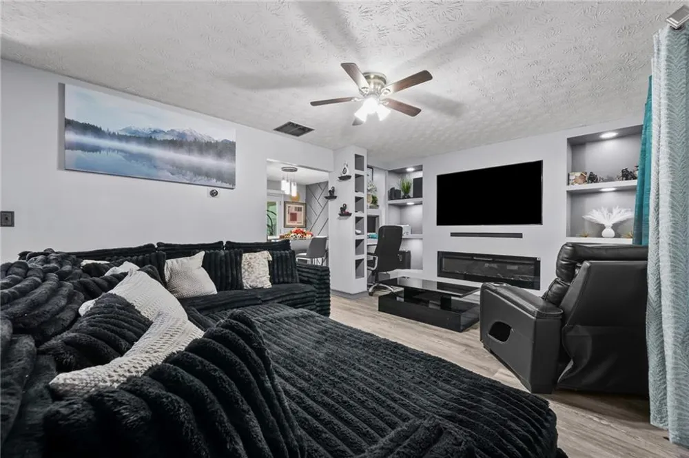 40 Benjamin Point Oxford, GA 30054