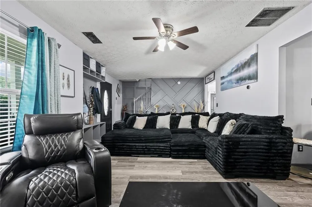 40 Benjamin Point Oxford, GA 30054