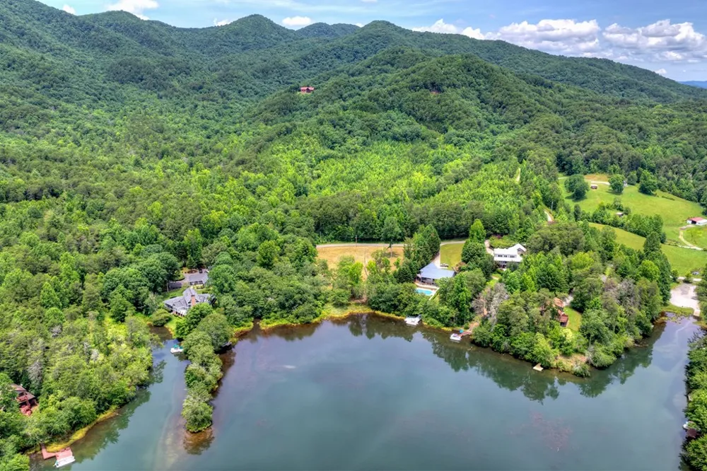 00 Campbell Cove Road Turtletown, TN 37391