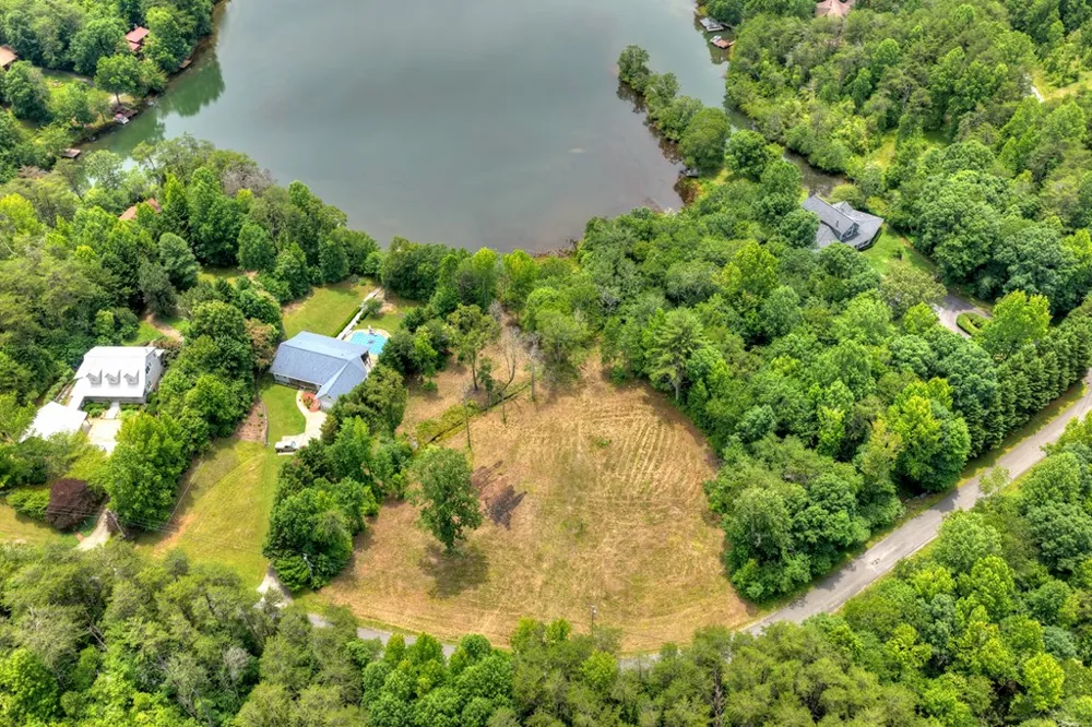 00 Campbell Cove Road Turtletown, TN 37391